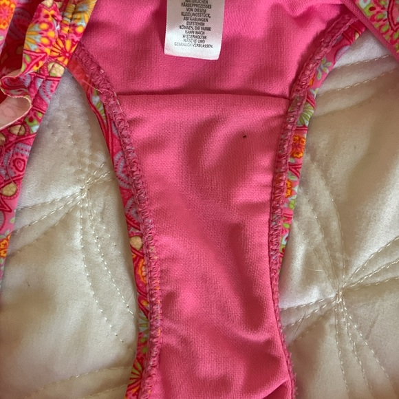 Extra clean bikini bundle! Size Small. No pulls or snags - Picture 2 of 3